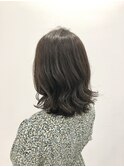 オリーブベージュ切りっぱなし外ハネボブ