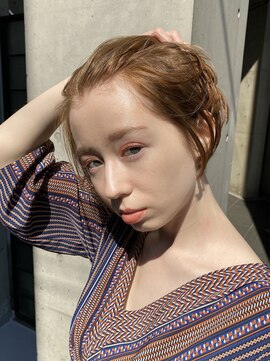 ビッケ(Vicke) オレンジベージュ抜け感丸みショートボブ