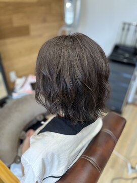 リブリス(Rebliss) 切りっぱなしボブ×ラベンダーアッシュ