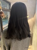 ジル アンク(Jill ankh)&nbsp;《Jillankh姫路駅前》オリーブグレー　おくれ毛　赤み消しカラー