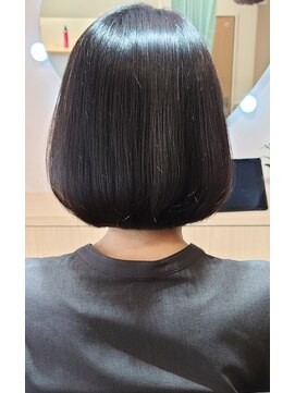アイヘアー(aihair.) 品良く艶ボブ