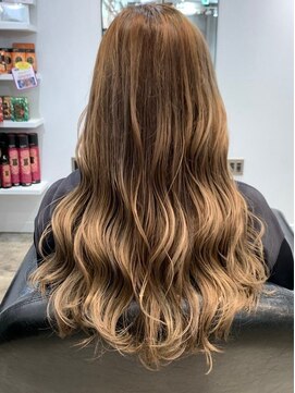 ハーバーズ バイ エムスラッシュ 鎌倉由比ヶ浜(Harbors by M.SLASH) ■鎌倉/ハイライトカラー/ヘルシーブロンド/バレイヤージュ12★