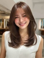 アリーズ(ALLYS)&nbsp;ロングレイヤー/艶髪/ブラウンベージュ