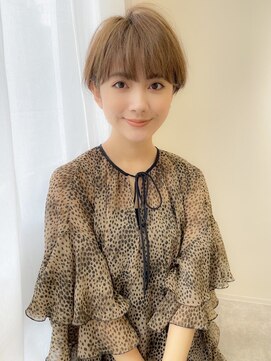 ロビー(LOBBY) 『LOBBY』三浦 ミルクティーベージュ×定番ショートボブ