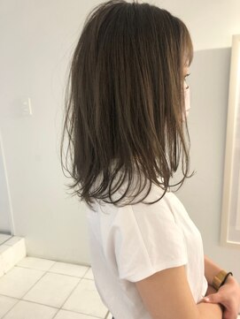 インビテーション(invitation) 【invitation】透明感オリーブベージュ