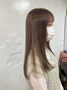 クート(ku-to+) ベージュカラー