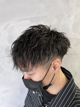 ウシワカマルイースト(ushiwakamaru East) ショートスタイルのツイストスパイラルパーマ