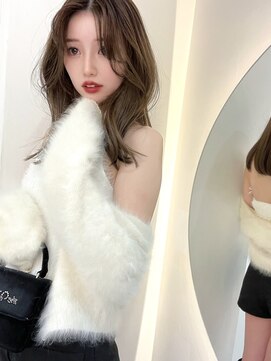 フィル 横浜(fil) くびれレイヤーベージュ_大人ガーリーダークアッシュ