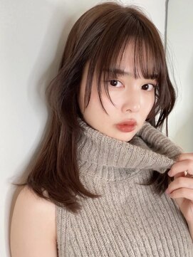 トイ(TOI) ミディアムレイヤー/小顔レイヤー