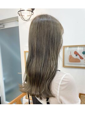 イコ 表参道原宿(ico) オリーブベージュ