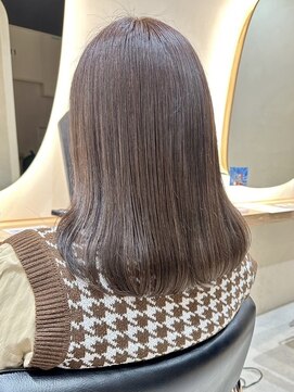 ヒビヲ(HIBIO) ショートボブワンブリーチカラー脱白髪染めハイライトローライト