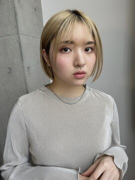 リベルタ(liberta) 20代30代40代×ハイトーン切りっぱなしボブ［liberta/ゆう