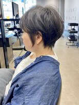 ハルキ ミナト ジャパン オオサカ(HARUKI MINATO japan OSAKA)&nbsp;30代40代50代小顔似合わせカットくびレイヤーエモージュ大人可愛