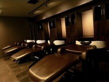 首への負担が少ないフルフラットシャンプー台で特別なヘッドスパ・頭皮ケアの【地肌改善】をご提供◎