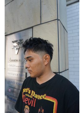 タフ バーバーショップ(TOUGH BARBER SHOP) 刈り上げスパイキーショート
