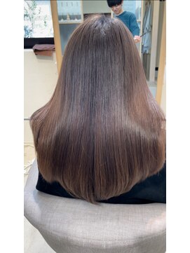 アム 表参道(am) 小顔薄めバンググレージュレイヤーロング前髪パーマ黒髪