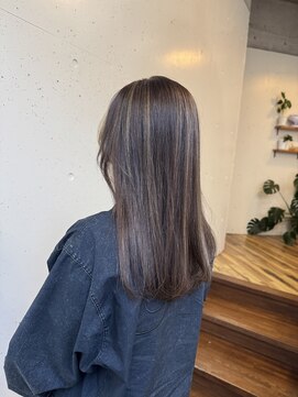 アレグリア ヘア(ALEGRIA HAIR) 矯正履歴ありでも、ハイライトカラー。