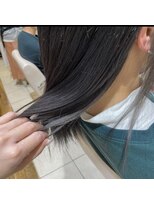 ルー(loup)&nbsp;シルバー/グレージュ/髪質改善/ダブルカラー/切りっぱなし/天神