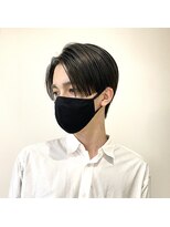 ニコフクオカヘアーメイク(NIKO Fukuoka Hair Make)&nbsp;「NIKO」カーキグレージュセンターパート　福岡天神