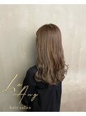 ペールベージュ