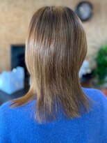 アークスヘアー&nbsp;大人可愛い小顔ウルフミルクティベージュハイトーン