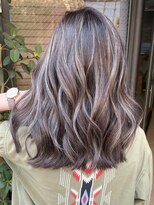 ヨロ 小岩(YOLO)&nbsp;ハイライトグラデーションカラーオージュアダブルカラー白髪染め