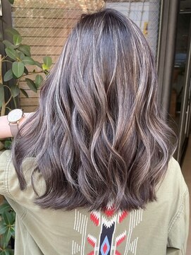 ヨロ 小岩(YOLO) ハイライトグラデーションカラーオージュアダブルカラー白髪染め