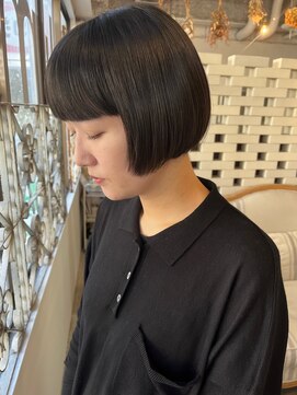 ヌメロオオサカ(Numero OSAKA) リップラインボブ