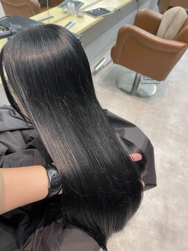 ルート 南堀江(route) ブルーブラック/艶髪/イメチェン/前髪カット/堀江