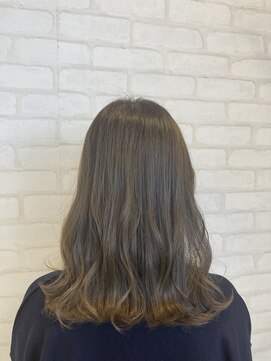ビス ヘア アンド ビューティー 西新井店(Vis Hair&Beauty) 10代20代大人気グレーべージュカラー