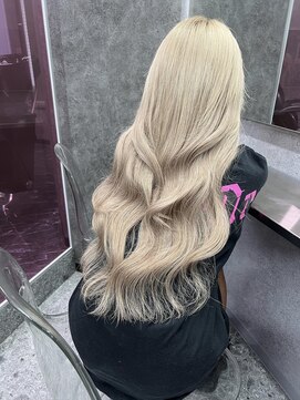 スライバイリアオオサカ(Sly By Ria OSAKA) ミルクティーベージュ/ケアブリーチ【梅田】【大阪】