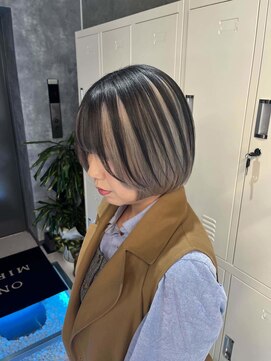 ワンズミラー 海老名店(ONE's MIRROR) ホワイトカラー/インナーからー/ボブカット