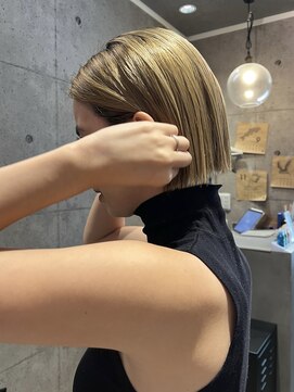 ふぅ(fuu.) ぱつっとハイトーンボブ