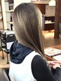ベラビータ 田宮店(BellaVita)&nbsp;【白髪ぼかし × ウルティア7step × ストレート】で艶々に♪