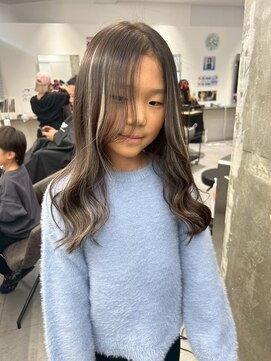 キング 枚方店(K!ng) ハイライトカラーミルクティーベージュレイヤーカットオルチャン