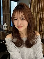 ファルベ(Farbe)&nbsp;大人ガーリー　似合わせカット　ミディアムレイヤーカット