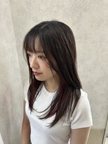 ウープス(Oops)&nbsp;レイヤーカット＋インナーカラー/早野太郎