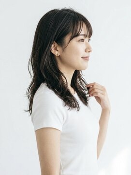 オアシスアヴェダ ザ・ペニンシュラ東京(OASIS AVEDA) セミロング・暗髪ロング・レイヤー・銀座日比谷有楽町20代30代