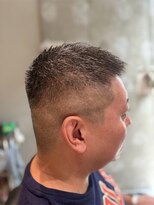 エムエイチザバーバー 本町(MH THE BARBER)&nbsp;フェードベリーショート【北浜・淀屋橋】