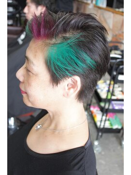 オーバーキャプテンネイキッド(OVER CAPTAIN NAKED) ミセスベリーショート×個性派カラー