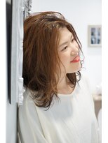 クラメール 黒崎コムシティ店(Kraemer) ふんわりミディにセミウェットで色っぽく