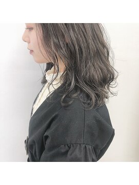 ガーランドウメダ(Garland umeda) リラックスウェーブ＿ミディアム＿00024８