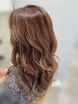 スリール 津田沼(Sourire) ロング/カーキグレージュ/大人かわいい/流れるレイヤー[津田沼]