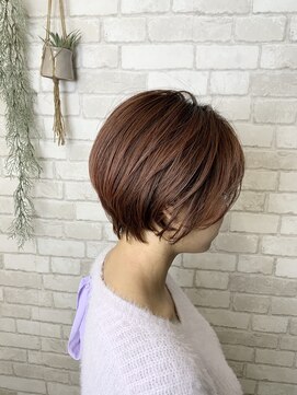 アイズ 本厚木(AIZU) ピンクミニーショート