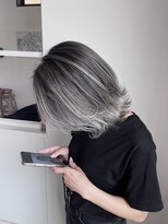 ドライブ(drive)&nbsp;バレイヤージュ　ハイライト　ホワイトカラー　ケアブリーチ