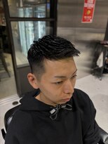 フランクスバーバーザスタンド(Frank’s barber the stand)&nbsp;メンズビジネスアイロンパーマ濡れパンバーバーフェードF