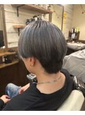 インパクト大！シルバーカラー
