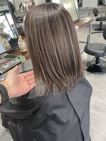 ホリー(HOLLY)&nbsp;ハイライト×ベージュ