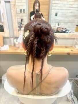 パシャ(Pasha) オシャレ☆個性派カチモレヘア☆