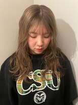 オルカ(orca)&nbsp;【nanami】ベージュカラー × ロングヘアアレンジ